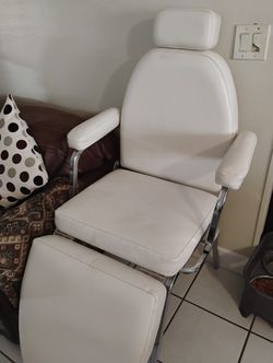 Facial Chair