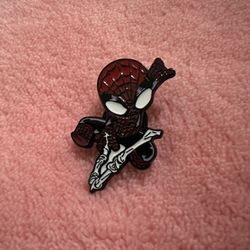 spiderman enamel pin (shipping only)