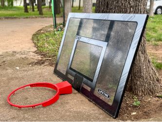 Basketball Backboard and Rim