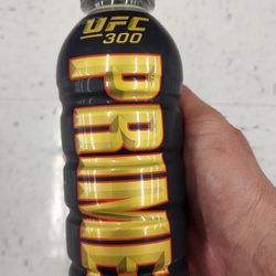 UFC 300 EXCLUSIVE PRIME COLLECTIBLE BOTTLE BRAND NEW