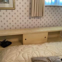 Mid-Century Modern Bedroom