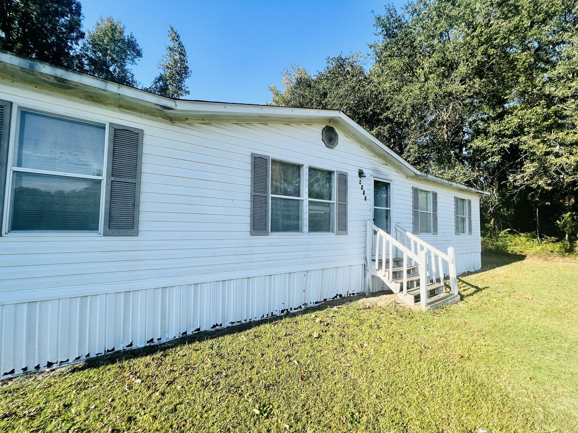 DOUBLE WIDE 4bed/2bath Mobile Home