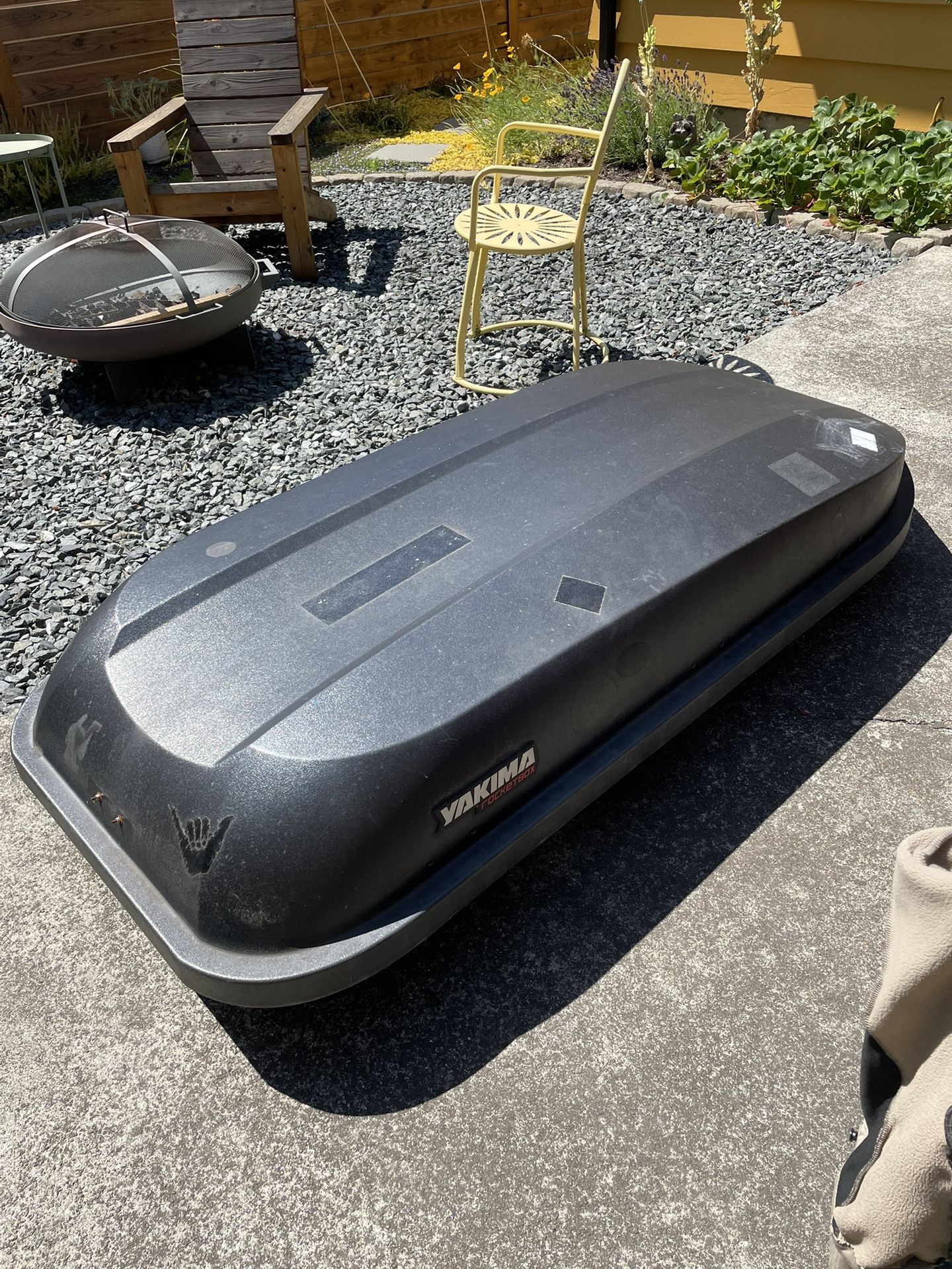 Yakima RocketBox Pro 14 Roof Box
