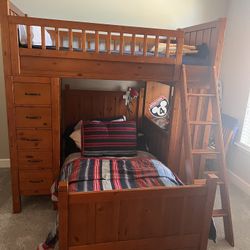 Pottery Barn Bunk Bed, Dresser, Chair & Mattresses for Sale in West Palm Beach, FL - OfferUp Pottery Barn Bunk Bed, Dresser, Chair & Mattresses for Sale in West Palm Beach, FL - OfferUp