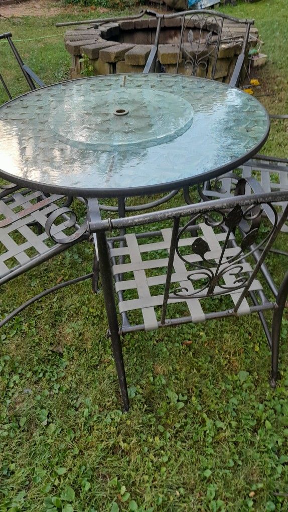Lawn Tables And Chair Set