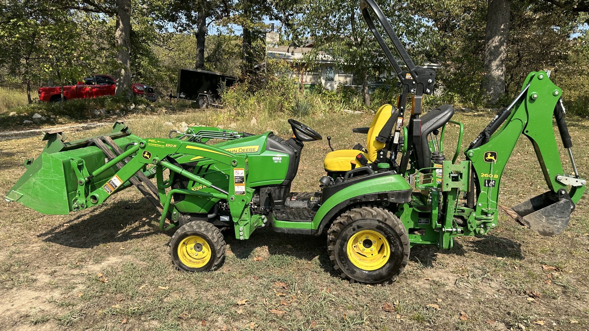 John Deere 1025R Backhoe 120R + Forklift