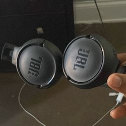 JBL Bluetooth Headphones 