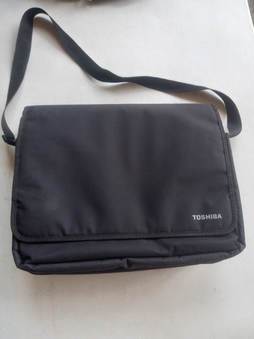 Toshiba Padded Carrying Case Bag Briefcase Projector Bag Laptop