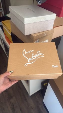 Christian Louboutin box