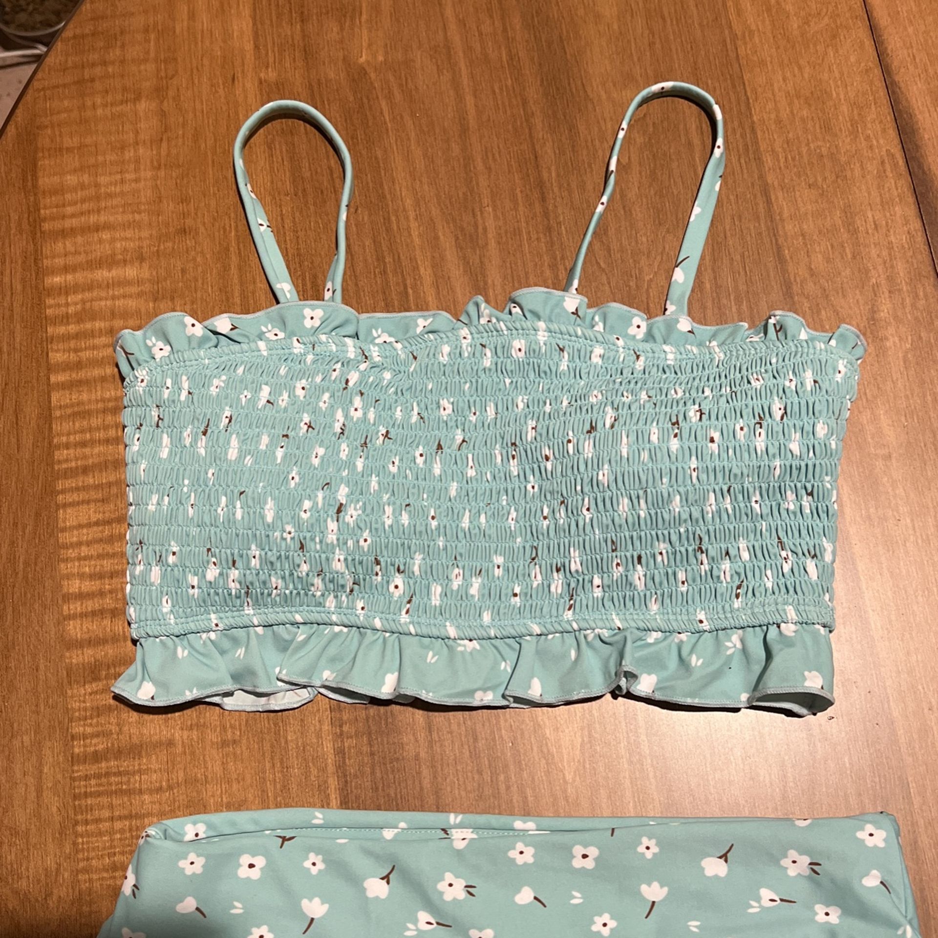 “NEW” Two Piece Bathing Suit
