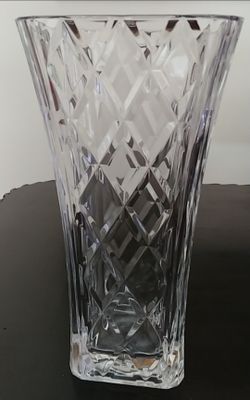 Crystal Vase. Jarron de cristal.  Vintage.