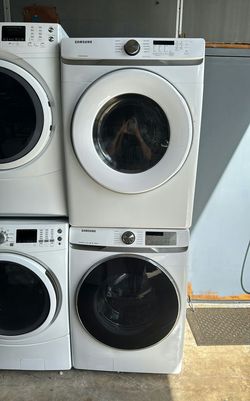 Samsung Front Load Set - Stackable SensorDry