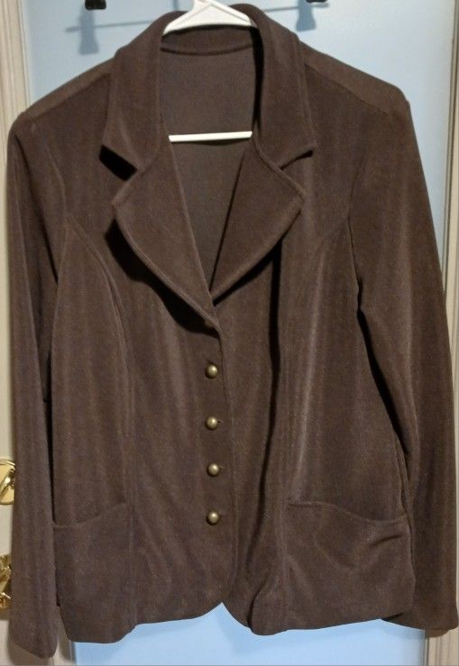 WOMEN'S WEEKENDERS BRAND BROWN SHIRT/JACKET W/GOLD COLORED BUTTONS, SIZE LARGE, MATERIAL HAS A SHIMMERY LOOK