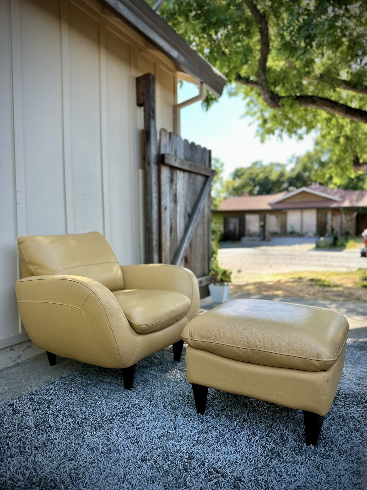 Italsofa Golden Mustard Leather Club Chair & Ottoman | FREE Delivery