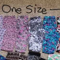 LuLaRoe Cardigans, Dresses, Leggings, & Shirts
(NEW w/ tags!)
- (11 pictures posted)