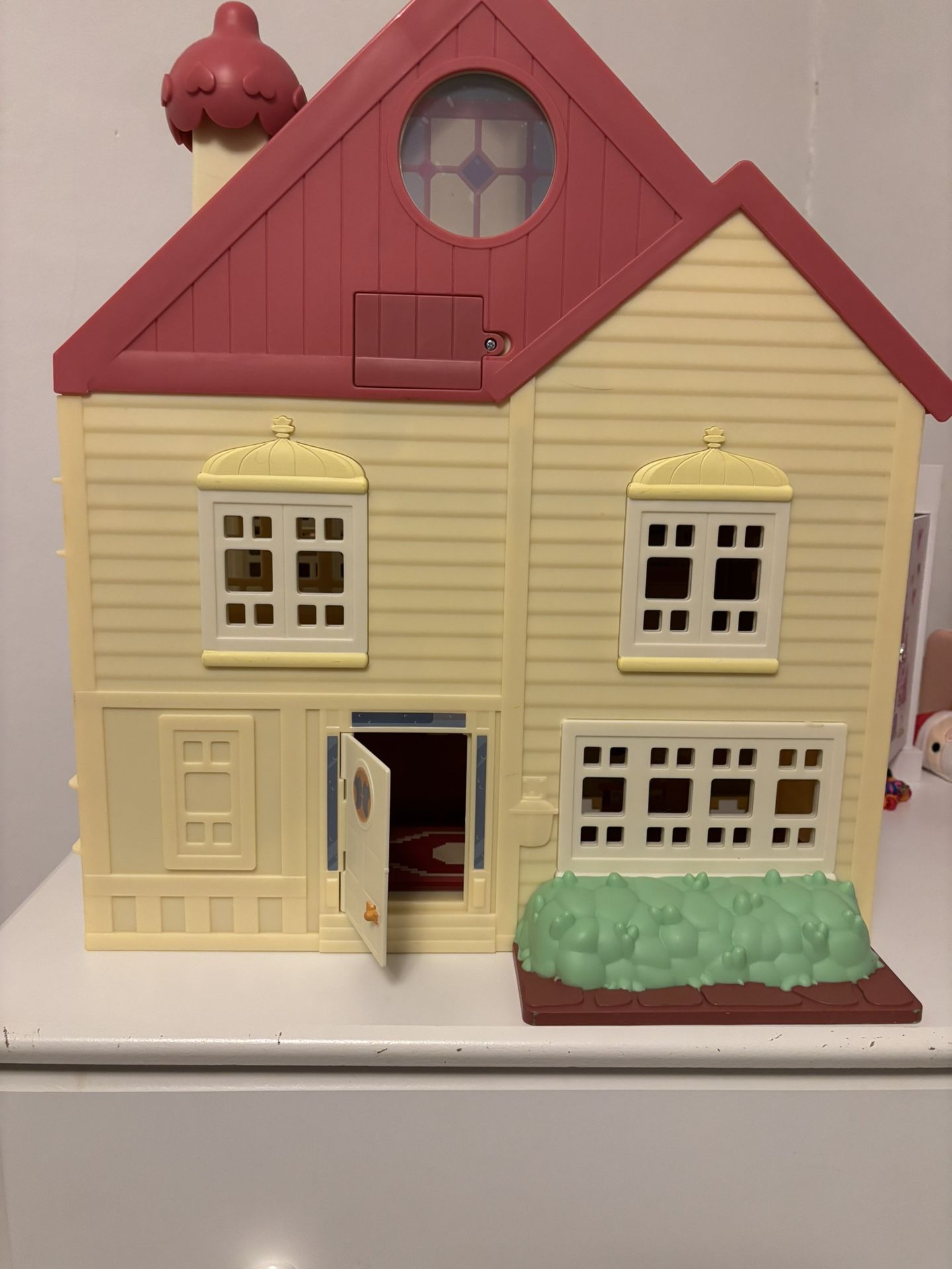 Talking Bluey House/Figures Reduced 15.00