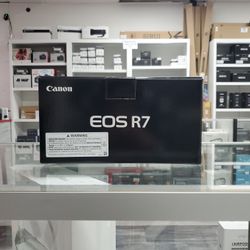 Canon EOS R7 camera with Sigma 18-50mm F2.8 DC DN Travel Pro Combo