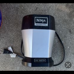 NiNJA Pro Personal BLENDER  900 Watt Base  only FIRM PRICE.  IN EAGLE ROCK