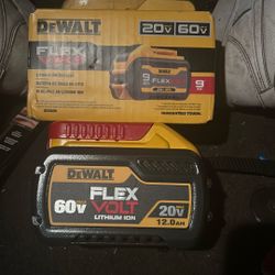 DeWalt FLEXVOLT 12.0 And 9.0 Batteries 
