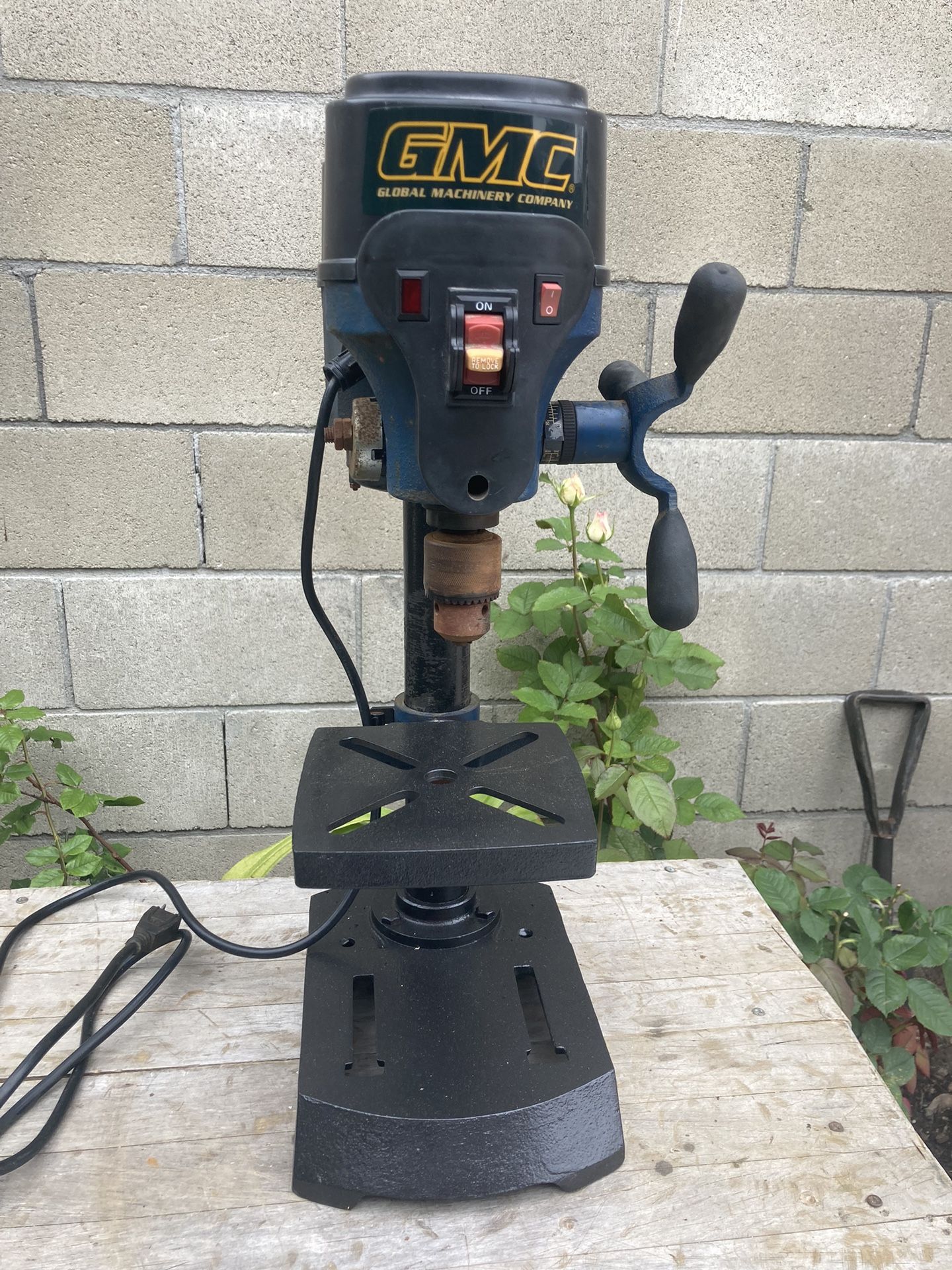 GMC Redeye 5 Speed Drill Press Machine
