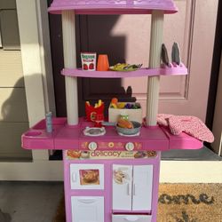 Play Kitchen 