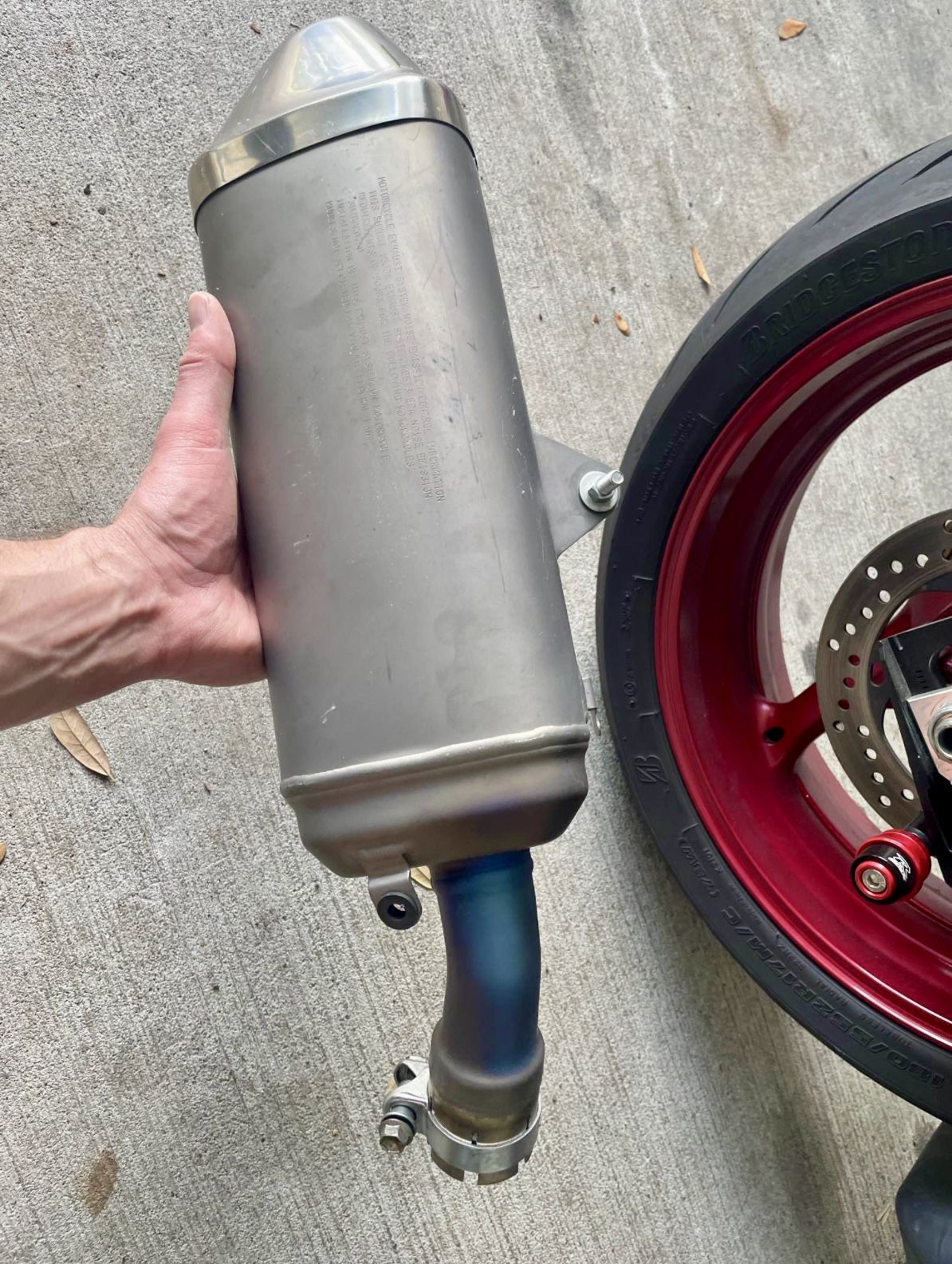 2018 GSXR 750 Stock muffler