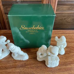 Department 56 Snowbabies “Winter Play On A Snowy Day” in original box- RETIRED