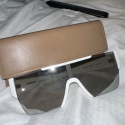 Burberry Sun Glasses