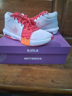 Nike LeBron Witness Basketball Sneakers