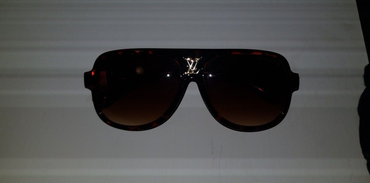 Authentic Louis Vuitton Sunglasses - 2 For Sale on 1stDibs