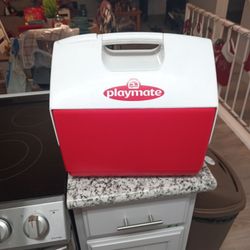 Igloo Playmate Cooler 