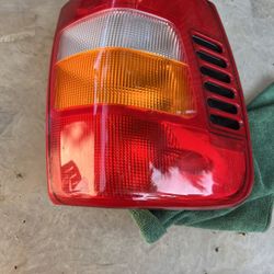 Tail Light Left Driver Side Fits 1(contact info removed) Jeep Grand Cherokee