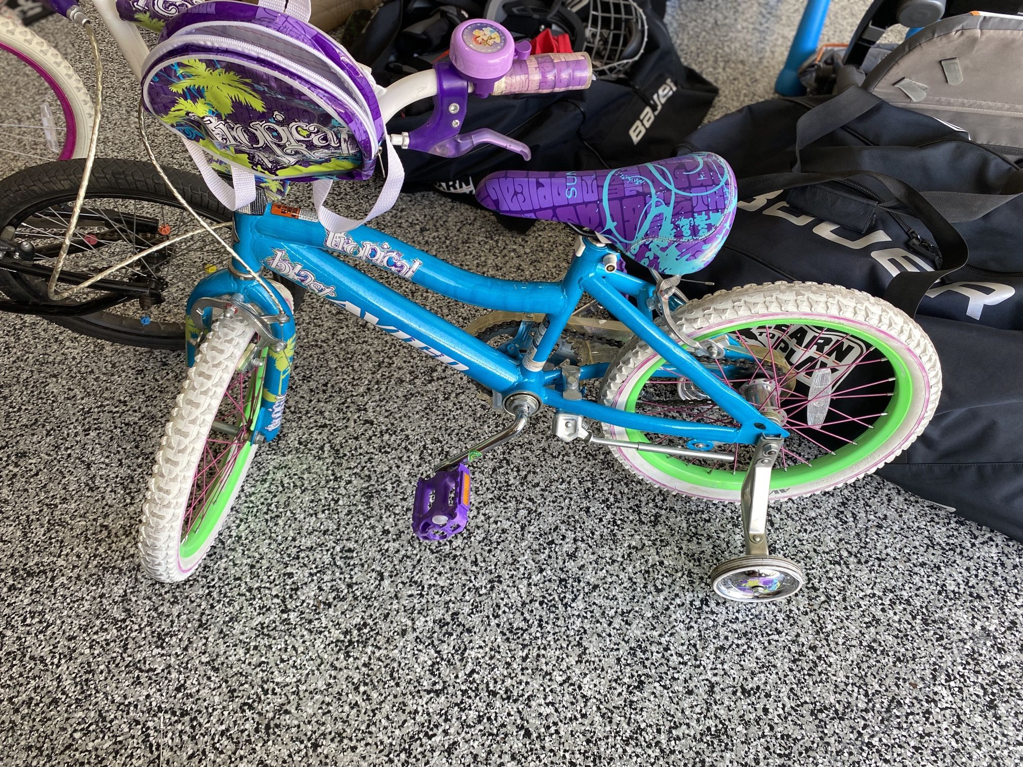 Girl’s 16” Bike w/Training Wheels