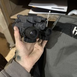 Armasight BNVD40 Gen 3 white Phosphor Night vision