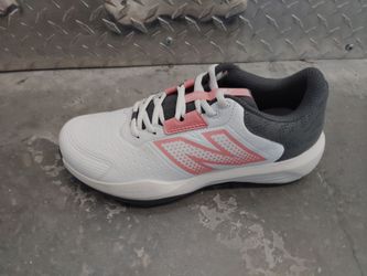 New Balance Women's Sneaker White Pink Gray
