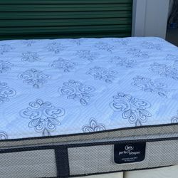 USED KING SIZE SERTA PILLOWTOP MATTRESS ONLY 