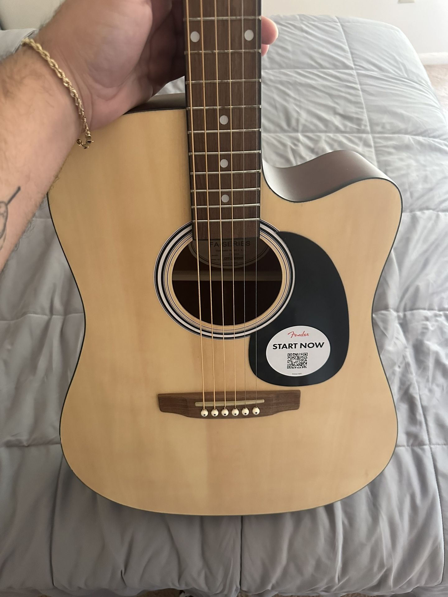 Fender electro acoustic guitar 