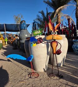 Fun characters 🐸Metal Art Imports & Planters