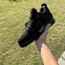 Jordan 4 Black Cats