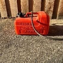 Suzuki 3 Gallon Outboard Motor Gas Can 