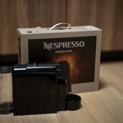 Nespresso Essenza mini