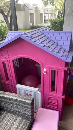 Doll house