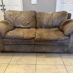 Free Arizona Leather Loveseat/Couch