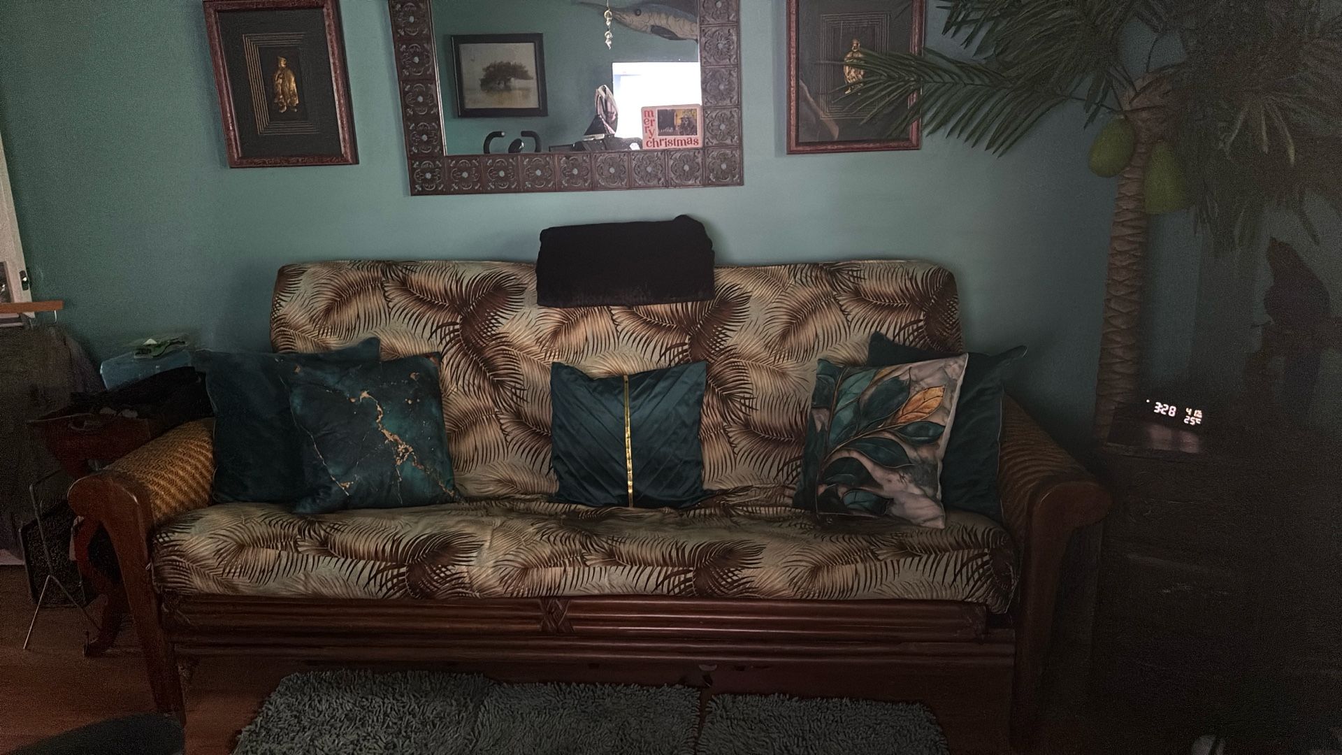 Tropical Futon