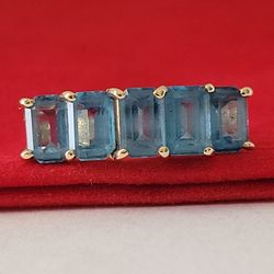 10K Yellow Gold Blue Topaz Ring Size 6.75 Solid Gold/ Anillo de Oro con Topacios Azules! 👌🎁Post Tags: 10k 14k