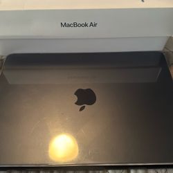 MacBook