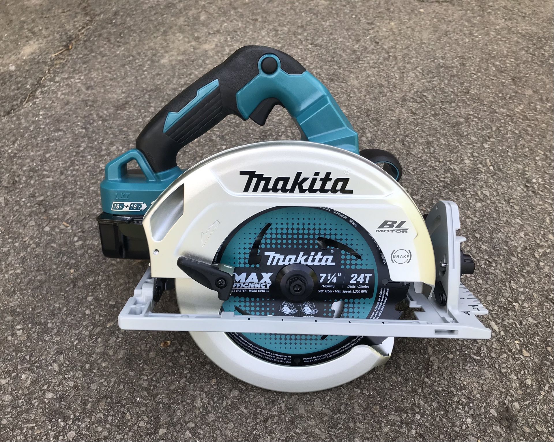 Makita LXT X2 36-volt brushless Side-winder 7-1/4” Circular Saw (tool only)