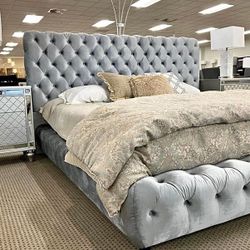 New Queen Bed Frame With Mattres