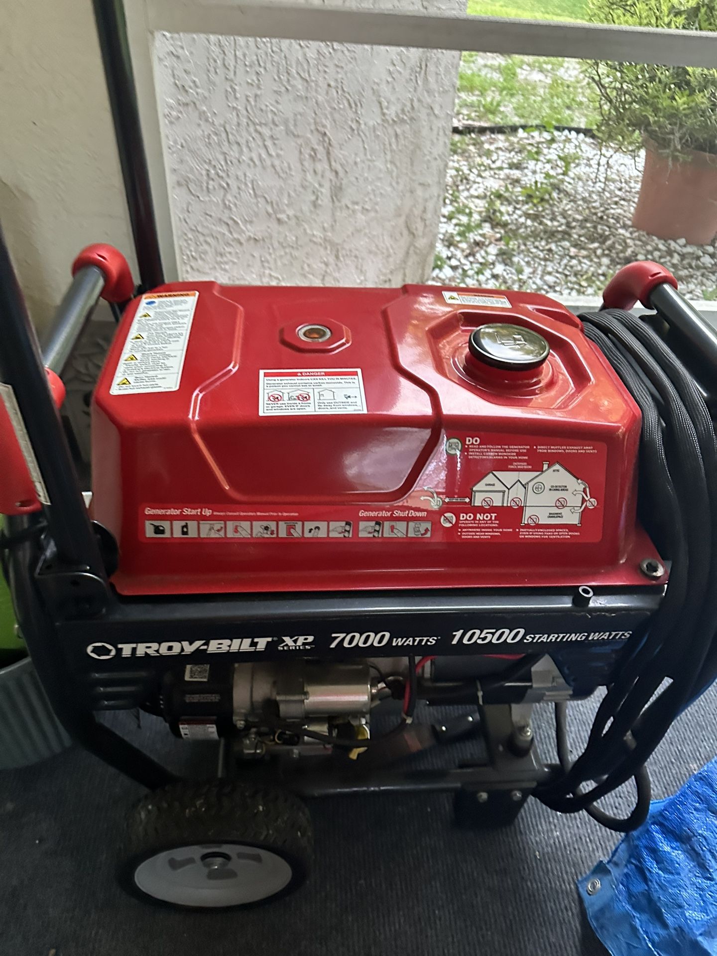 PORTABLE GAS GENERATOR…TROY-BILT AP 7000 WATTS 10500 STARTING WATTS