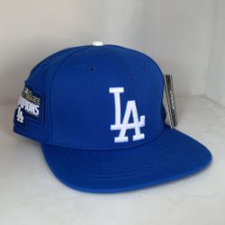 La Dodger Snapback Hat 🧢